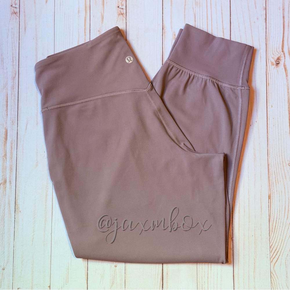 Lululemon Align Jogger Crop *23" Violet Verbena Size 6